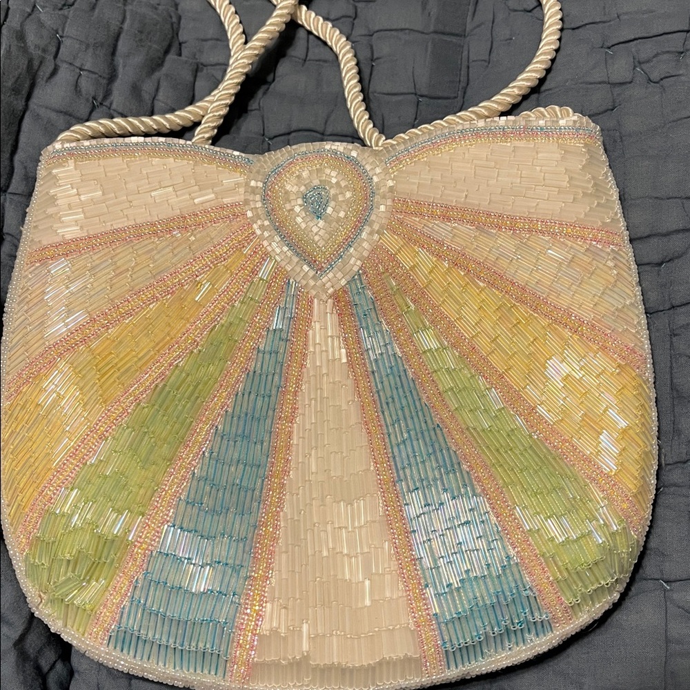 Handcrafted unique pastel sequined bag - Picture 2 of 10